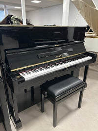Yamaha U1E
