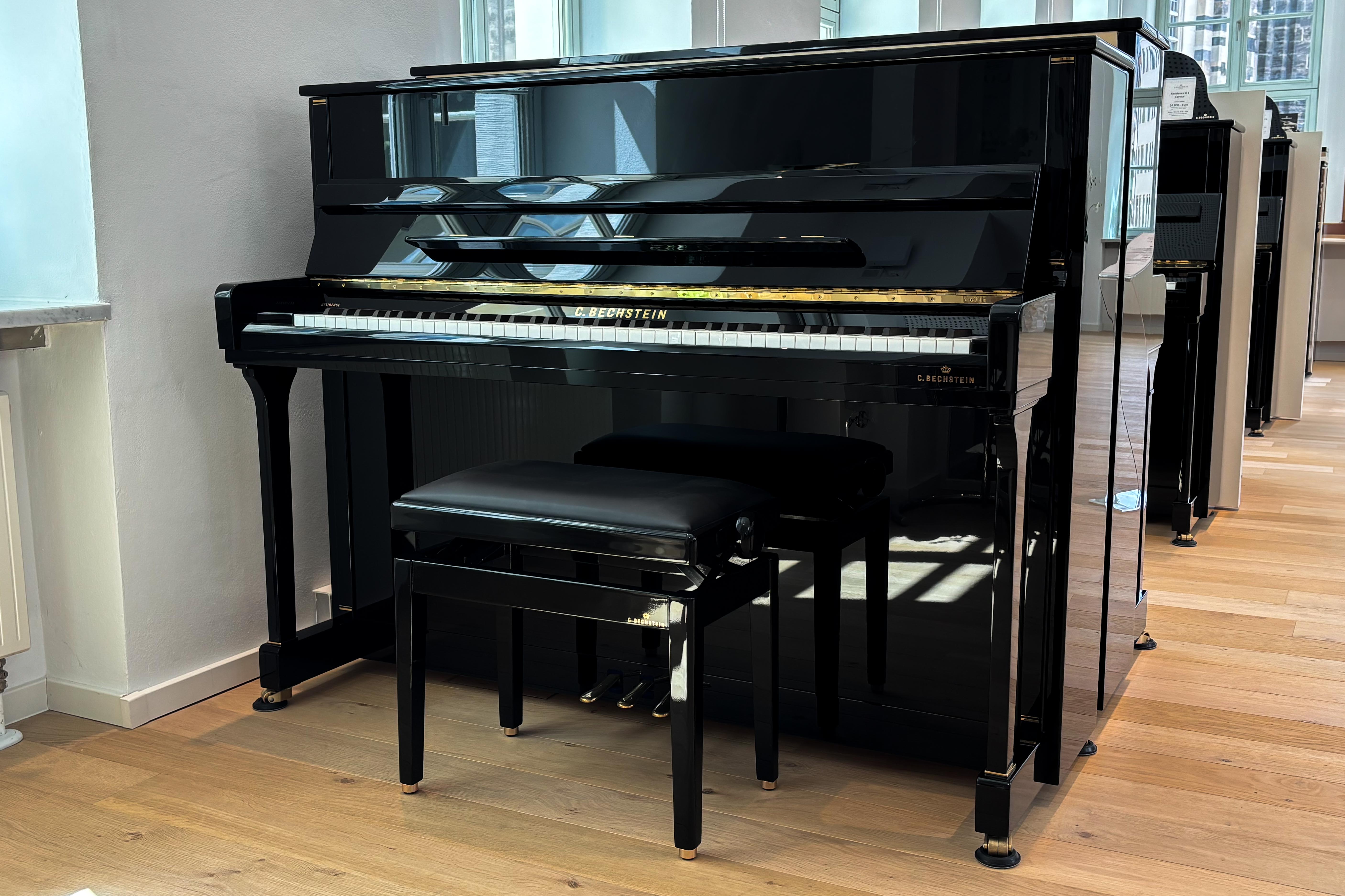 C. Bechstein Residence R 118 Contur