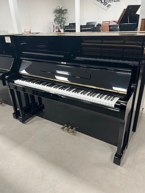 Yamaha U1M