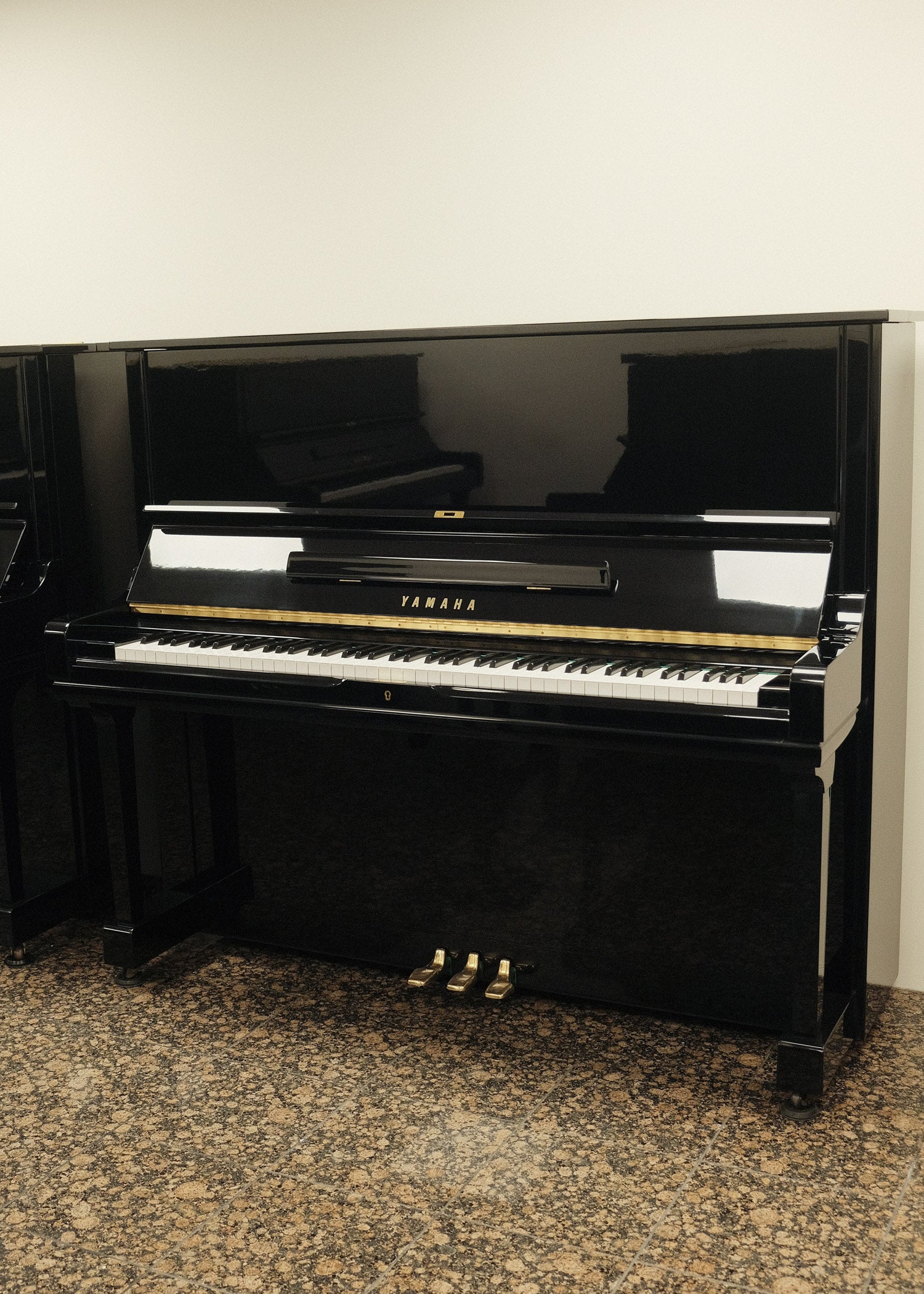 Yamaha U3H Piano