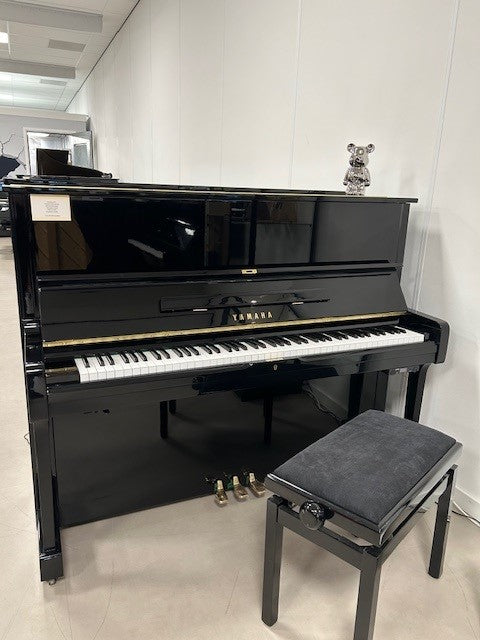Yamaha U1H inclusief silent